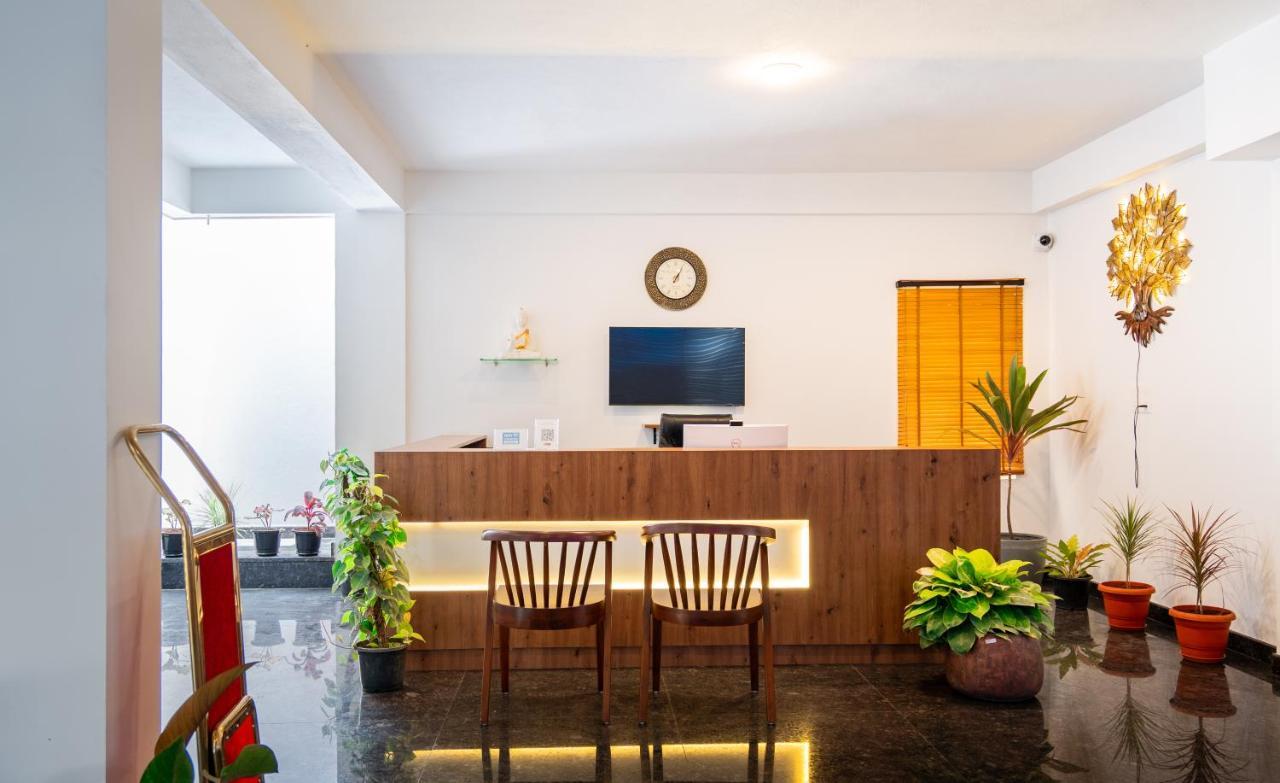 The Silver Chimes Suites Bangalore Exterior foto
